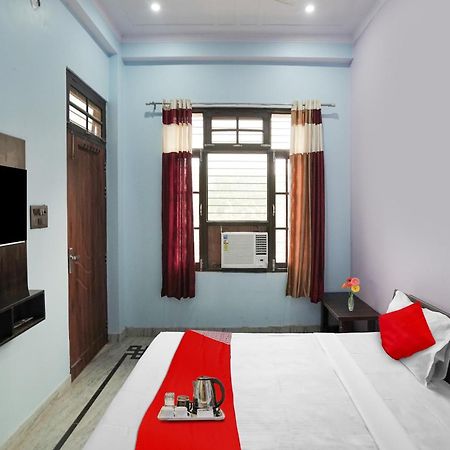 Hotel O Ayurma Inn Chinhat Bagian luar foto