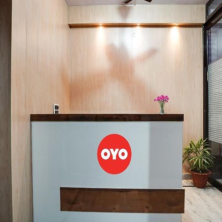 Hotel O Ayurma Inn Chinhat Bagian luar foto